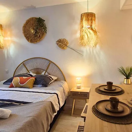 Angelique- Matelas Confort - Clim - Wifi - Gare * Lourdes