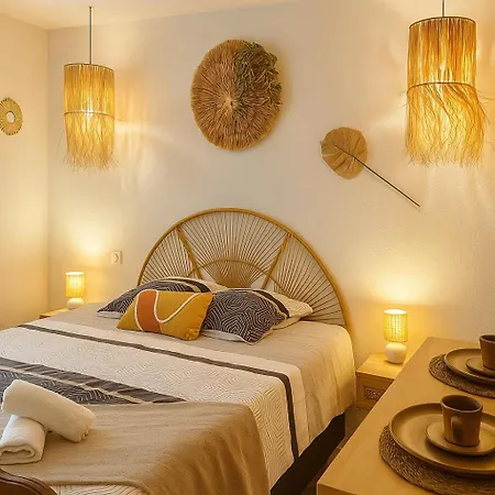 Angelique- Matelas Confort - Clim - Wifi - Gare Apartman *