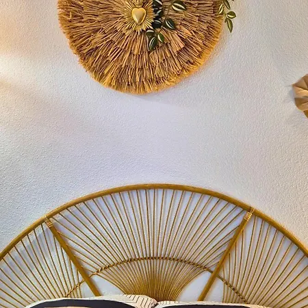 Angelique- Matelas Confort - Clim - Wifi - Gare 卢德